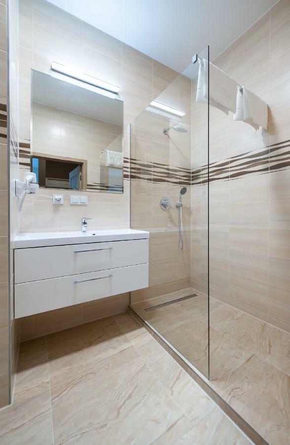 Awangarda Home Apartment Warsaw Exterior photo